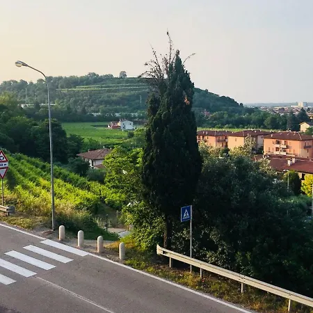 Valpolicella Homes Recioto * SantʼAmbrogio di Valpolicella
